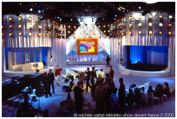 ©| michèle sarfati | télédéko | Fous d'humour | Show devant production | France 2 | 2000