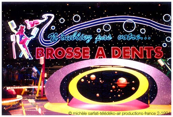 ©| michèle sarfati | télédéko | N'oubliez pas votre brosse à dents | air | France 2 | 1994